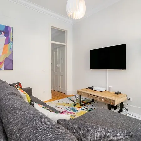 Whome | Prime Location Design Family